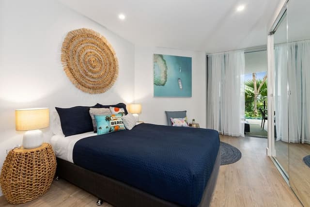 3 Bedroom Swim Up Apartment