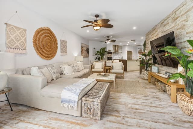 3 Bedroom Swim Up Apartment