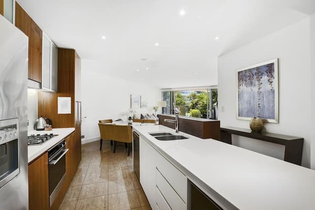 3 Bedroom Swim Up Apartment