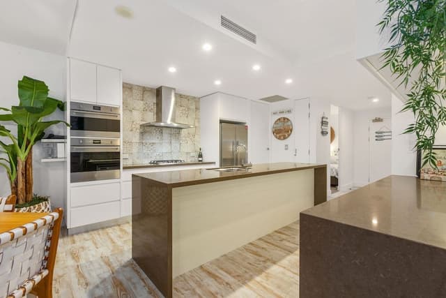 3 Bedroom Swim Up Apartment