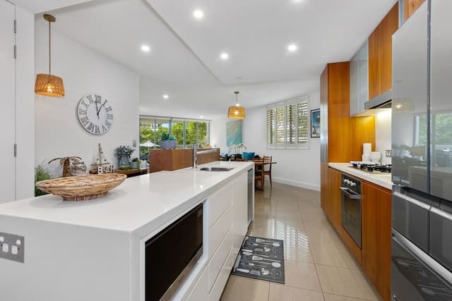 3 Bedroom Swim Up Apartment