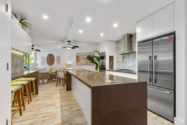 3 Bedroom Swim Up Apartment