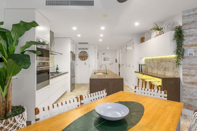 3 Bedroom Swim Up Apartment