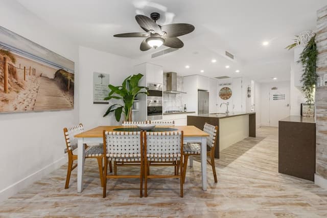 3 Bedroom Swim Up Apartment