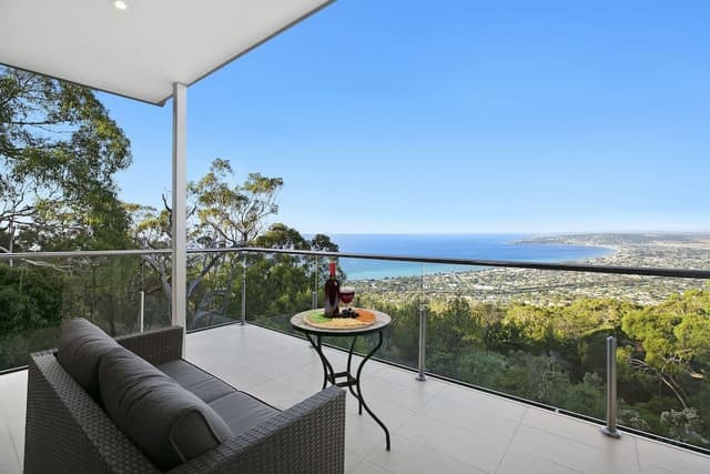 Superior Studio, 1 King Bed, Ocean View