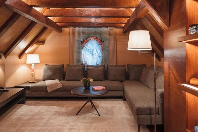 Penthouse, Lake View (Suite)