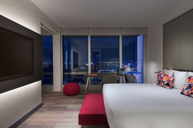 Suite, 1 Bedroom, River View