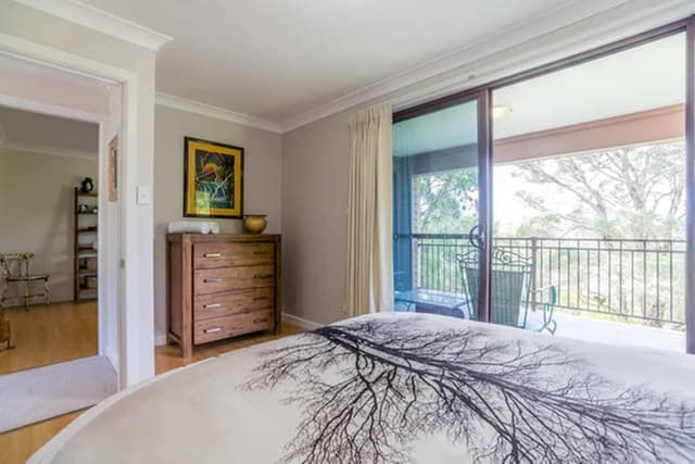 Self Contained 2 Bedroom, 2 Bathroom House