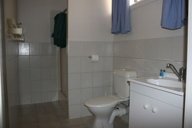 2 Bedroom Unit (1 Queen and 1 Triple Bunk Beds)