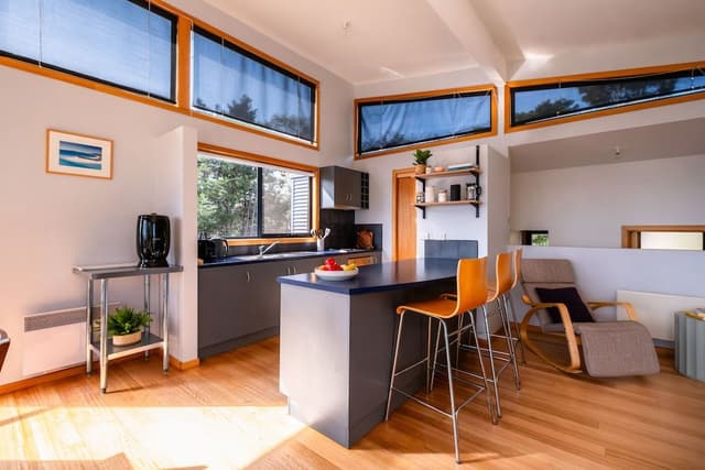 2 Bedroom House with Ocean Views