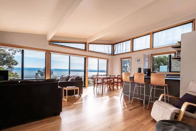 2 Bedroom House with Ocean Views