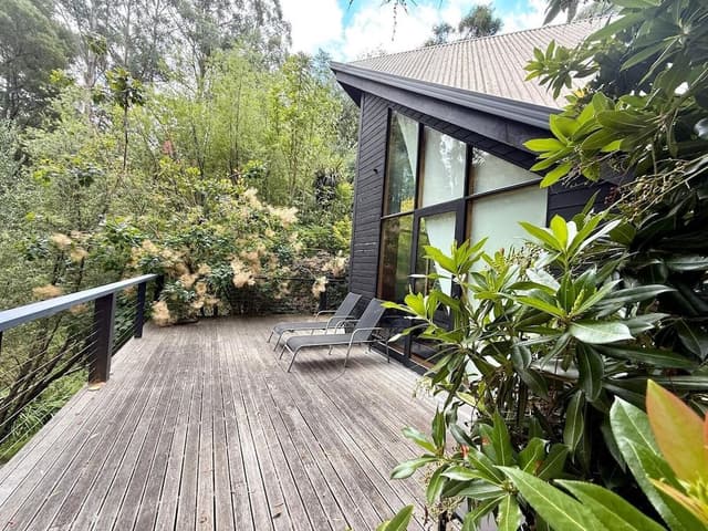 Main House (include Water Cottage)