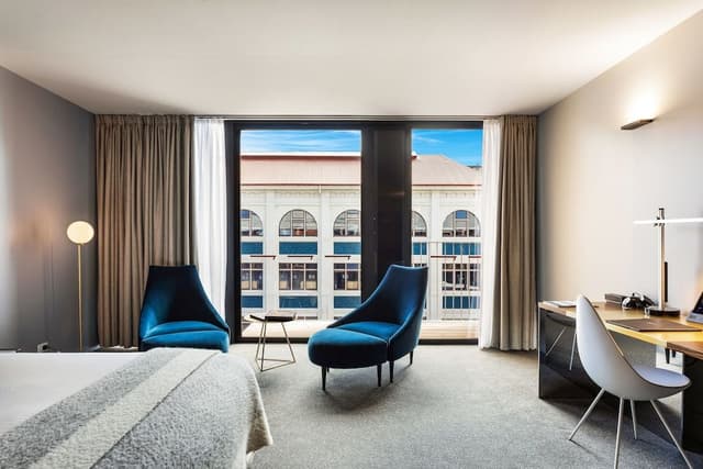Hunter Street Room