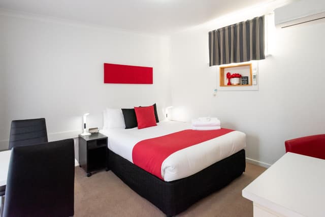 Queen Room