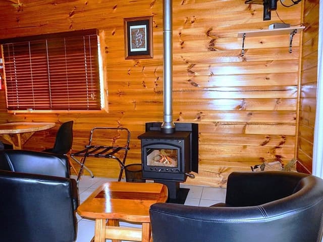 Classic Chalet, 1 Queen Bed, Ocean View