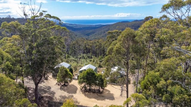 Classic Chalet, 1 Queen Bed, Ocean View