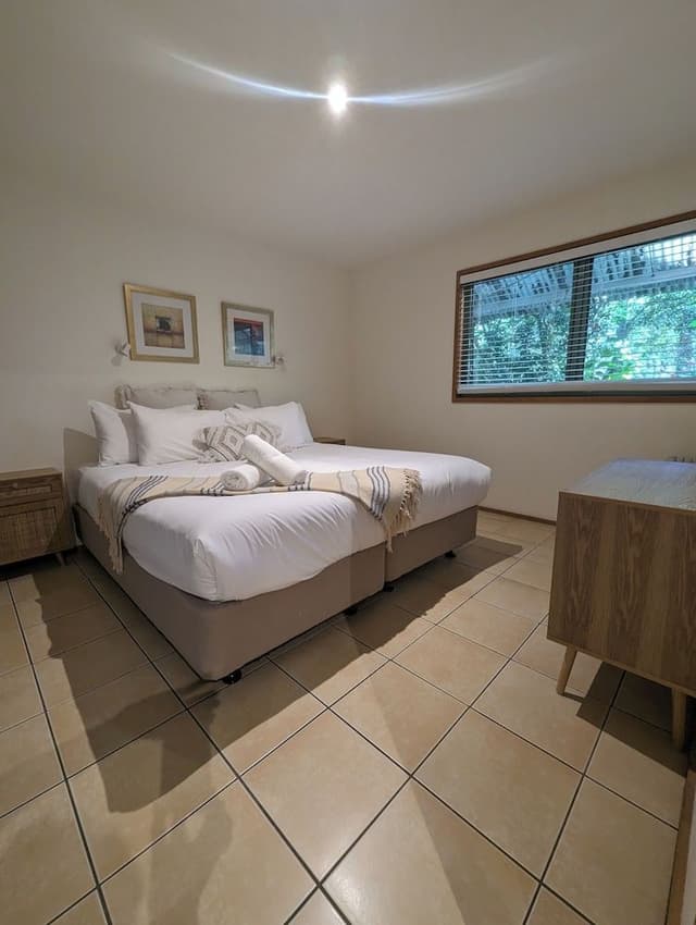 Classic Cabin, Garden Area