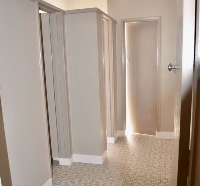Economy Double Room, 1 Double Bed, Non Smoking, Shared Bathroom