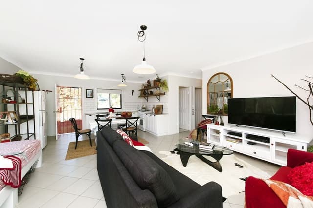 Luxury House, 3 Bedrooms (The Henhouse)
