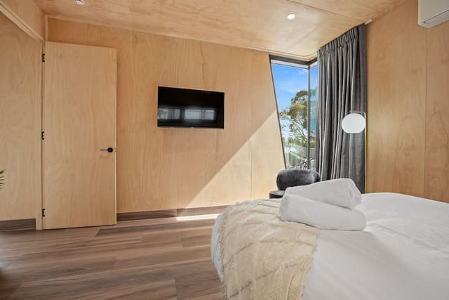 Deluxe Cabin, 1 Bedroom, Bay View