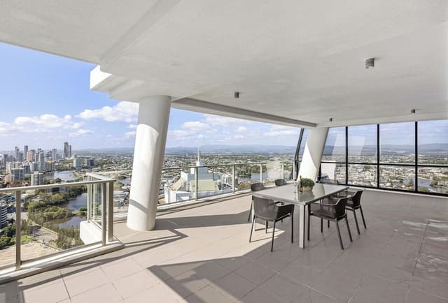 Sub Penthouse, 3 Bedrooms, 2 Bathrooms, Ocean View (Level 35)