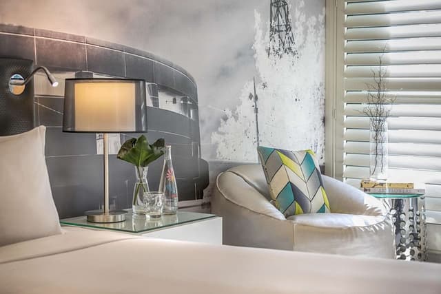 Studio with City -View & Balcony - No Housekeeping