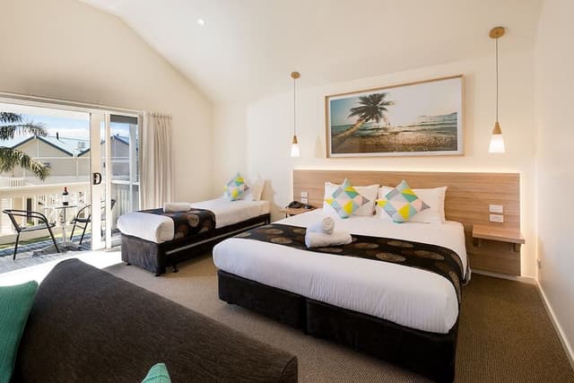 Balcony Suite with Free Parking and Wifi