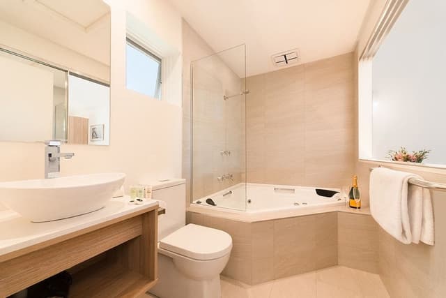 Spa Suite Free Parking & Wifi