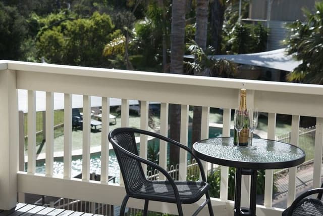 Balcony Suite with Free Parking and Wifi