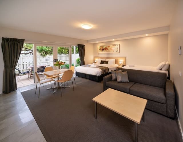 Garden Family Studio Free Parking & Wifi