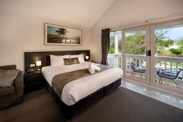 Luxury King Spa Studio Parking & Wifi