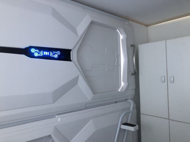 Side Entrance Double Capsule Bed