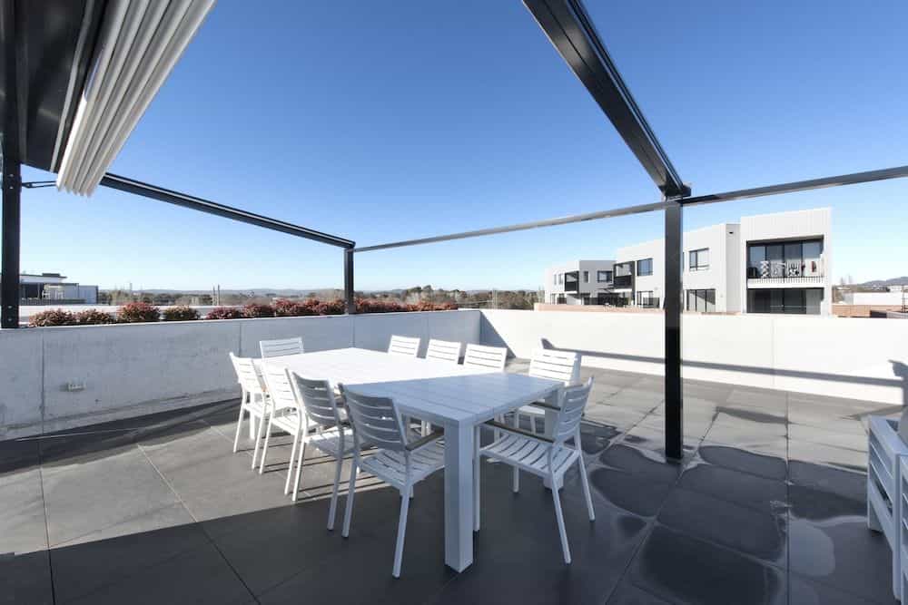 Accommodate Canberra - Azure