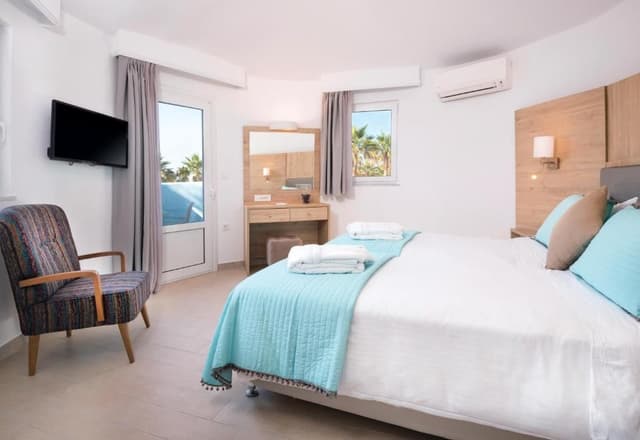 WINDMILL JUNIOR SUITE