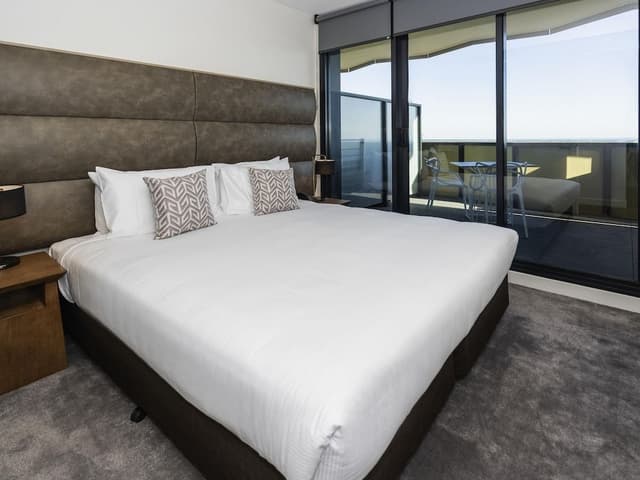 One Bedroom Apartment