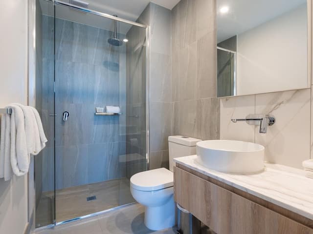 One Bedroom Apartment