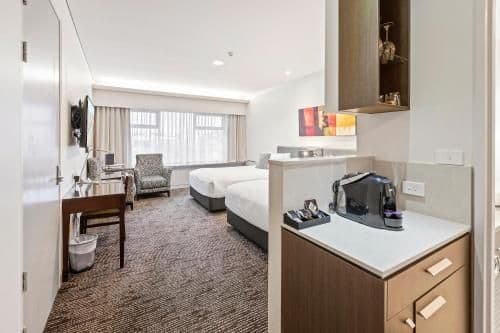 Executive Twin Suite