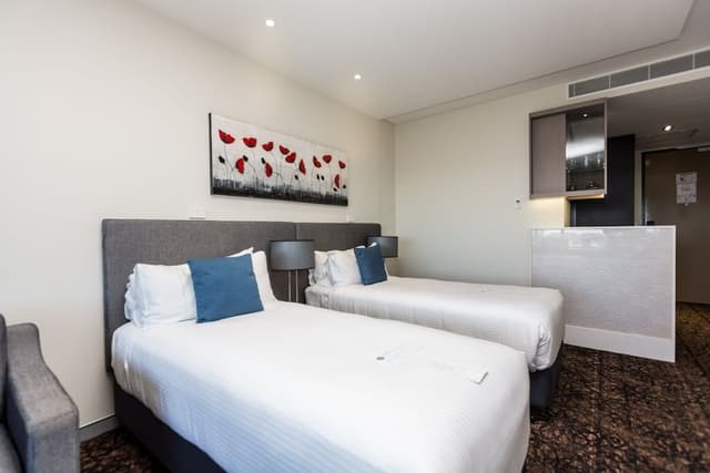 Executive Twin Suite