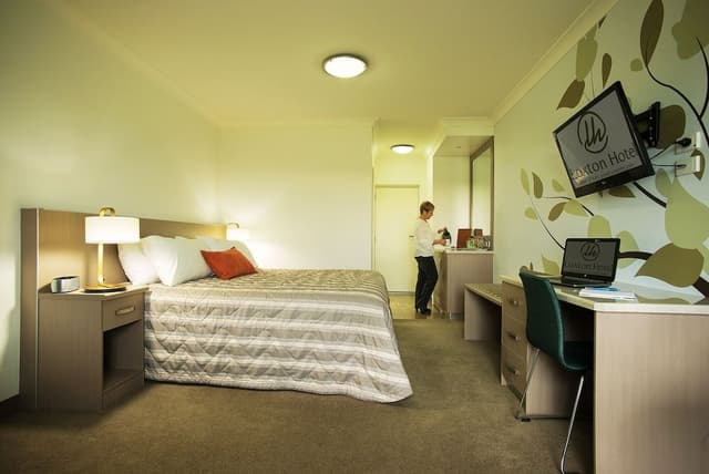 Riverview Motel (Upstairs)