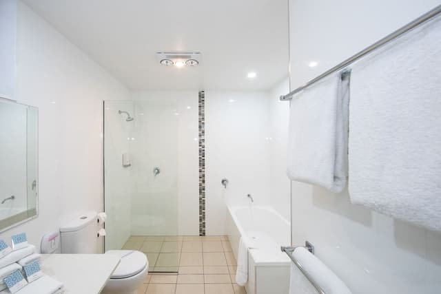 Family Suite, Multiple Beds, Kitchenette, Poolside