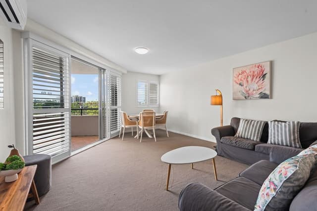 Two Bedroom Apartment - Queen/Twin