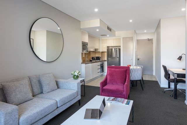 1 Bedroom Suite