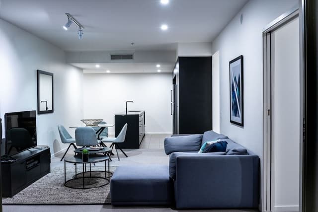 2 Bedroom 2 Bathroom Apartment with Balcony and City Facing