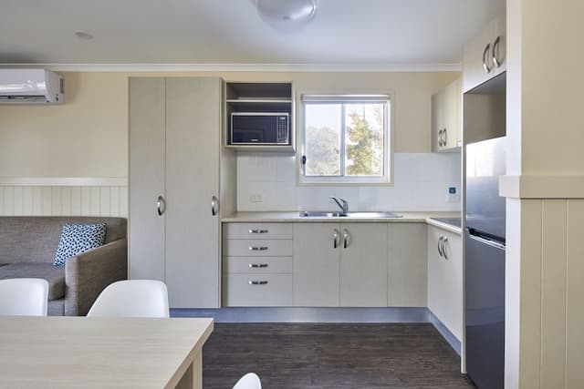 Quartz 3 Bedroom Cabin