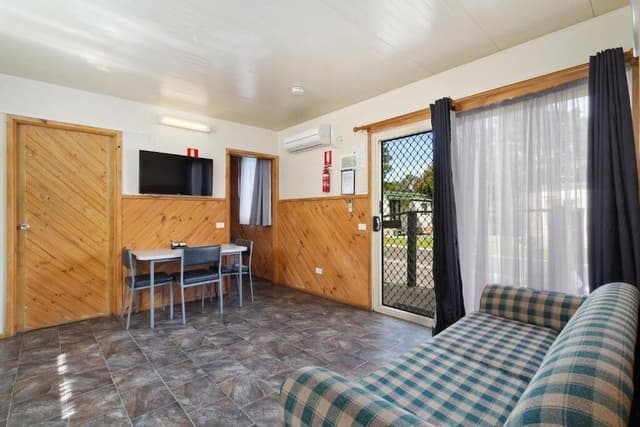 Economy 2 Bedroom Cabin