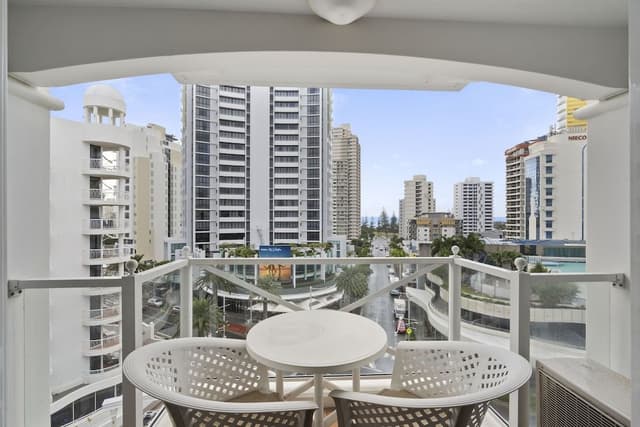 Apartment, 2 Bedrooms, City View
