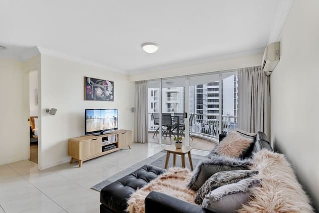 Apartment, 2 Bedrooms, City View