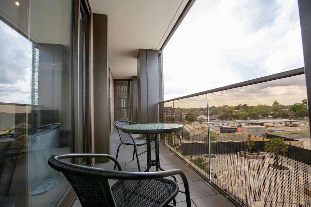Designer 2BR with Carpark Monash Uni At Caulfield Designer 2BR with Carpark Monash Uni At Caulfield