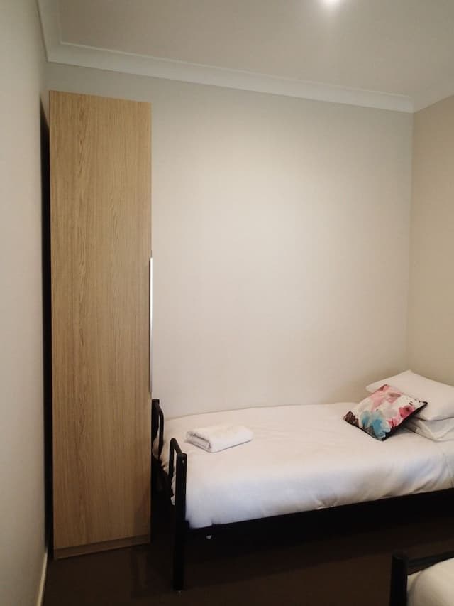 2 Bedroom Apartment (#3) - (2 Double and 1 Single Bed)