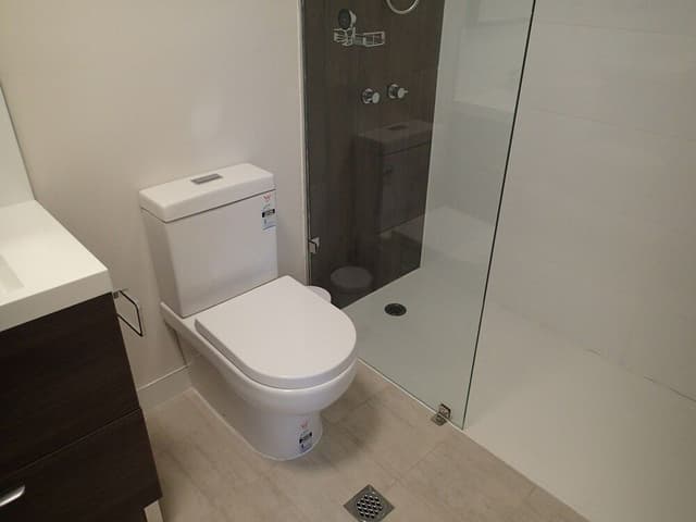 2 Bedroom Apartment (#3) - (2 Double and 1 Single Bed)